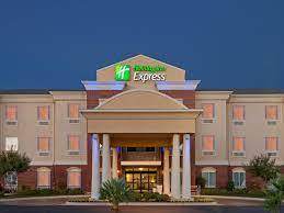 Here's a detailed description of each restaurant, along with pictures and reviews from other dog owners. San Angelo Pet Friendly Hotels Find Ihg Dog Friendly Hotels In San Angelo Tx Price From Usd 127 30