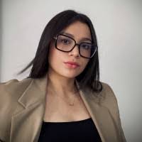 Karime Ramos's Instagram, Twitter & Facebook