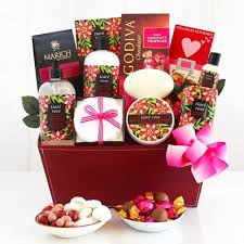 Put together these items to make a galentine gift box for your best girlfriends for galentines day gift valentines gift box valentines gift basket valentines gift for her, mom, best friend (eb3171val) personalized empty box. Girlfriend Gift Baskets Shop Girlfriend Gift Baskets Online