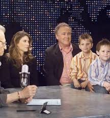 Chaia king, larry king, shawn king with chance and cannon king in the foreground.jemal countess he is also the father of three other children— sons larry king jr., 58, chance king, 21. Larry King S Double Tragedy Loses Two Children Weeks Apart Hello