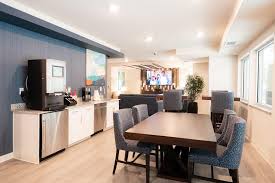 In a few clicks you can easily search, compare and. Viagem Welcoming 1 Zimmer Mit Gym 10min To City Wohnung Charlotte