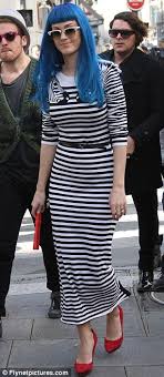 Sign up for free today! Yes Stripes Do Make You Look Fat Unless They Re Narrow Black And Horizontal Confused Here S How To Make Them Work For You Daily Mail Online