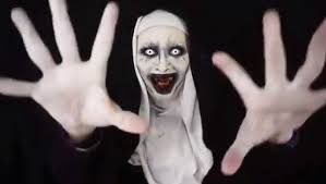 Download now top 10 video penampakan hantu nyata paling seram 1 creepy. Uzivatel Na Twitteru Tentang Si Valak Dengan Lensa 1 Gambar Ic 2 Gambar Pose Freestyle 3 Selfie 4 Tagged Photo