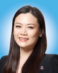 Mdm. SHUM Wing Sze, Quiny