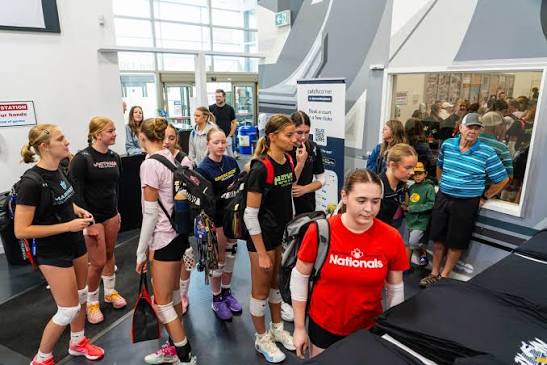 FINALLY SOME WORLD WIDE CAMP MEMORIES 🌎🏐 It only took me a few weeks to  finally sit down and start going through all the pictures from our camps 😅  And I think