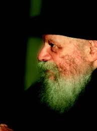 Kesher 12 interior.p65