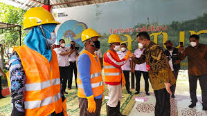 Jawa barat masa kerja tanggal : Alokasikan Rp1 8 Miliar Untuk Program Padat Karya Tunai Pemerintah Provinsi Jawa Tengah