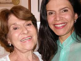 Uma História de Sucesso! Dona Léa Araujo de Carvalho