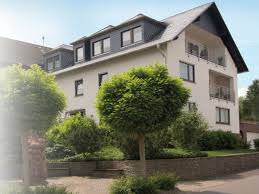 Winter sports hotels abound, but the haus am brunnen is a great choice to fulfill all of your needs and expectations. Ferienwohnung Gastehaus Am Brunnen Kinheim Familie Eckhard U Monika Sausen