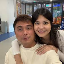 Free items for children, including wallets and colour pencils