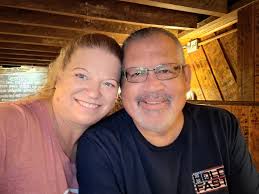 Introduction and photo sharing in community group