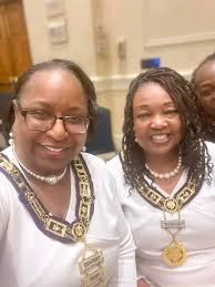 I would like to wish all my Gunn family a very blessed Christmas and New  Year .May 2025 be the best year for Clan Gunn.