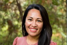 Claudia Canizales's Instagram, Twitter & Facebook