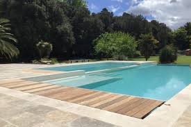 Piscine Debordement Beton Cout Devis Et Construction Piscines Hdp En 2020 Piscine A Debordement Piscine Beton Prix Piscine