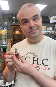 Awesome conversion of Azeemah from the Imperial range for Retro Raygun.