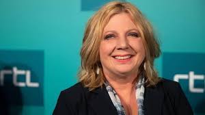 Ter ere van deze mijlpaal kreeg ze van haar koffietijd collega's een tatoeage van haar geluksdier: Loretta Schrijver Mag Ziekenhuis Morgen Na Zes Weken Verlaten Rtl Boulevard
