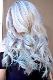 100 Platinum Blonde Hair Shades And Highlights For 2020 Lovehairstyles Bleached Hair Platinum Blonde Hair Blonde Hair Shades