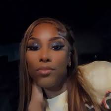 Amber Jackson (@amberjacksonn1)