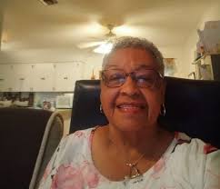 Hi my name is Julia I live in Beaugas