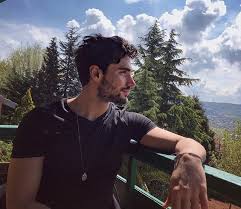 Onur saylak kimdir, kaç yaşında? Afili Ask Dizisi Berk Yilmaz Kunt Instagram Hesabi
