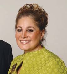 WHAT WE LOVE LIVING RAW THE WHITE ALBUM HIDDEN TREASURES WEDDING STYLE