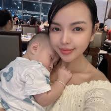 Em gom đơn 1 bánh trung thu 80gr vỏ matcha cacao mochi trứng ruốc