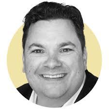 Emilee Robinson's Instagram, Twitter & Facebook