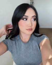 In need of another Thai Photoshoot. . . #hmong 📸: Xeng Vang