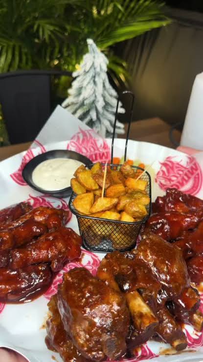 Mixto Alitas + Costillas