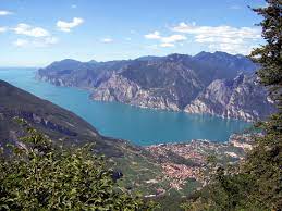Ich will am gadersee auf kapitale karpfen angeln.! Gardasee Wikipedia