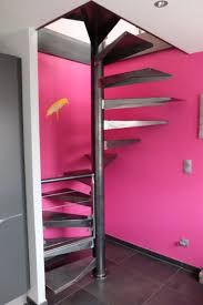 Aménagez votre intérieur avec cet escalier en colimaçon design de la marque atrium ! Escalier Et Rampe Fer Forge Ferronnerie Toulouse Atelier Saint Frumens