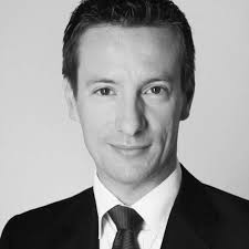 🇮🇹🥇Tony SOTTILE finanziere scelto, nella notte del 23 febbraio 2000, con  3 colleghi è a bordo di una Fiat Punto, in servizio di perlustrazione  anti-contrabbando, e si trovano d'innanzi un Range Rover,