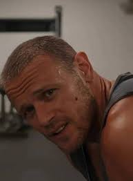 DEFINE SAM HEUGHAN IN ONE WORD.. 💕❤️💓 #JamieFraser #OutlanderRate