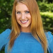 Anna Collins's Instagram, Twitter & Facebook