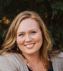 Tara Markley's Instagram, Twitter & Facebook