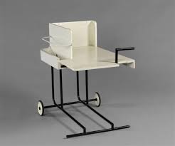 Rolling Table Designed By Eileen Gray 1929 Eileen Gray Table Design Furniture Design