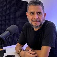 Jorge Alanis's Instagram, Twitter & Facebook