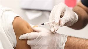 Durante los ensayos de la vacuna janssen en los que participaron casi 44.000 personas, 10 de las 22.000 personas que recibieron la dosis placebo desarrollaron un coágulo de sangre, o episodios. 6rvtv4czo0clmm