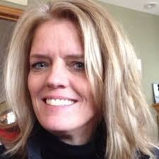 Beth Potts's Instagram, Twitter & Facebook