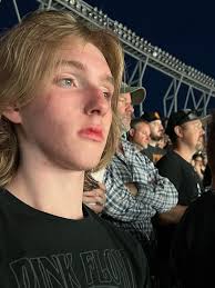 Brian McKinney (@mccarvings) • Instagram photos and videos