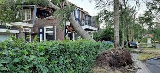 Leersumer philip evers zat tijdens het noodweer op een terras in zutphen. Nna7nvjuq3c3um