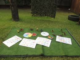 Maths Activity Toddlers Mathematics Shape Space And Measure Beginning To Categorise Objects According To Th Math Activities Area Activities Activity Games