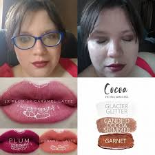 My sister and I are two totally different people she is a 40oz girl and  loves dark colors and im a 30oz girl and loves light colors 🤣🤣