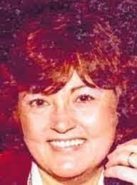 Robin Hackworth's Instagram, Twitter & Facebook