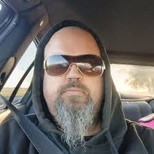 Hi dear will i am not hear to hurt you all tear you down ok i am si and  struggling as well