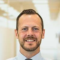 70+ perfiles de «Capper»