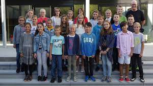 Sie macht eine schülerumfrage zu den öffnungszeiten der mediathek und bräuchte. Unsere Neuen Funftklassler Rupert Ness Gymnasium