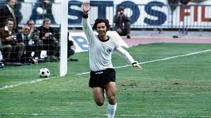 The club and all its fans are mourning the death of gerd m�ller, who passed away on sunday morning at the age of 75. Schon Gewusst Gerd Muller Ist Nicht Der Nationalspieler Mit Der Besten Torquote