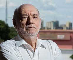 Ossos do ofício: a rotina cruel dos trabalhadores de frigoríficos