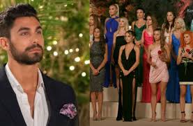 Οι δύο φιναλίστ έκαναν τα πάντα για τον παναγιώτη τους, αλλά τελικά. Ayth Einai H Nikhtria Toy The Bachelor Se Ayth Kanei Protash Gamoy O Panagiwths Basilakos Photo Tv Athens Magazine